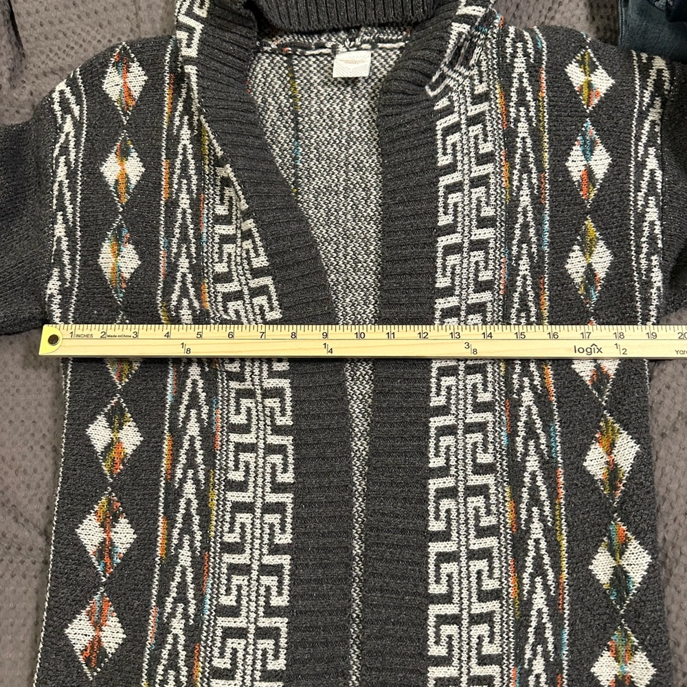 Aztec Pattern Long Sleeve Hooded Open Front Mid Length Sweater by NORTHERN ANGEL - Picture 7 of 7
